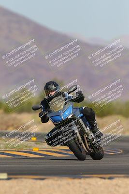 media/Nov-06-2023-Moto Forza (Mon) [[ce023d0744]]/3-Intermediate Group/Session 3 (Turn 5)/